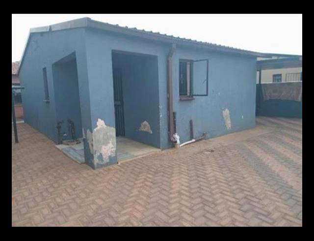 3 BEDROOM PROPERTY TO RENT IN PROTEA GLEN